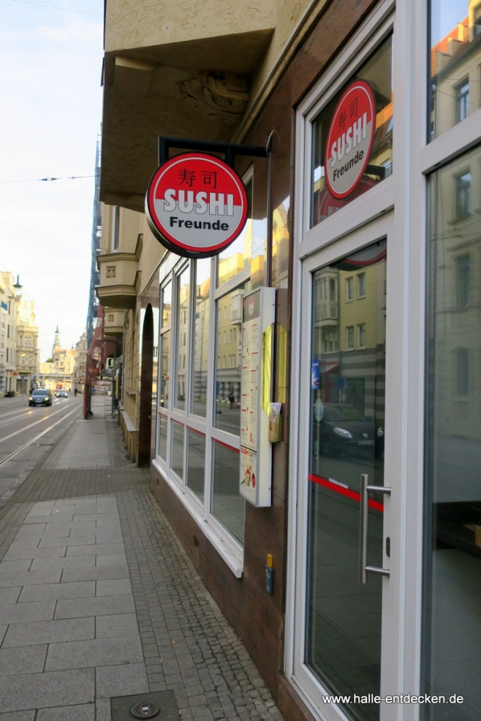 Die Kronen-Apotheke im Steinweg in Halle (Saale).