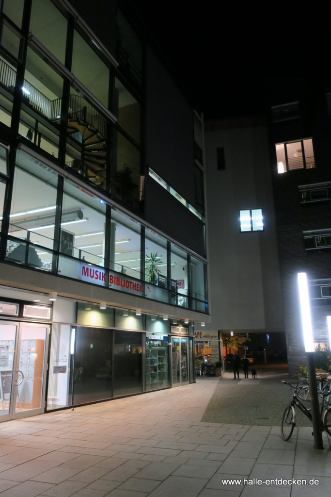 Musikbibliothek im Händelhauskarree.