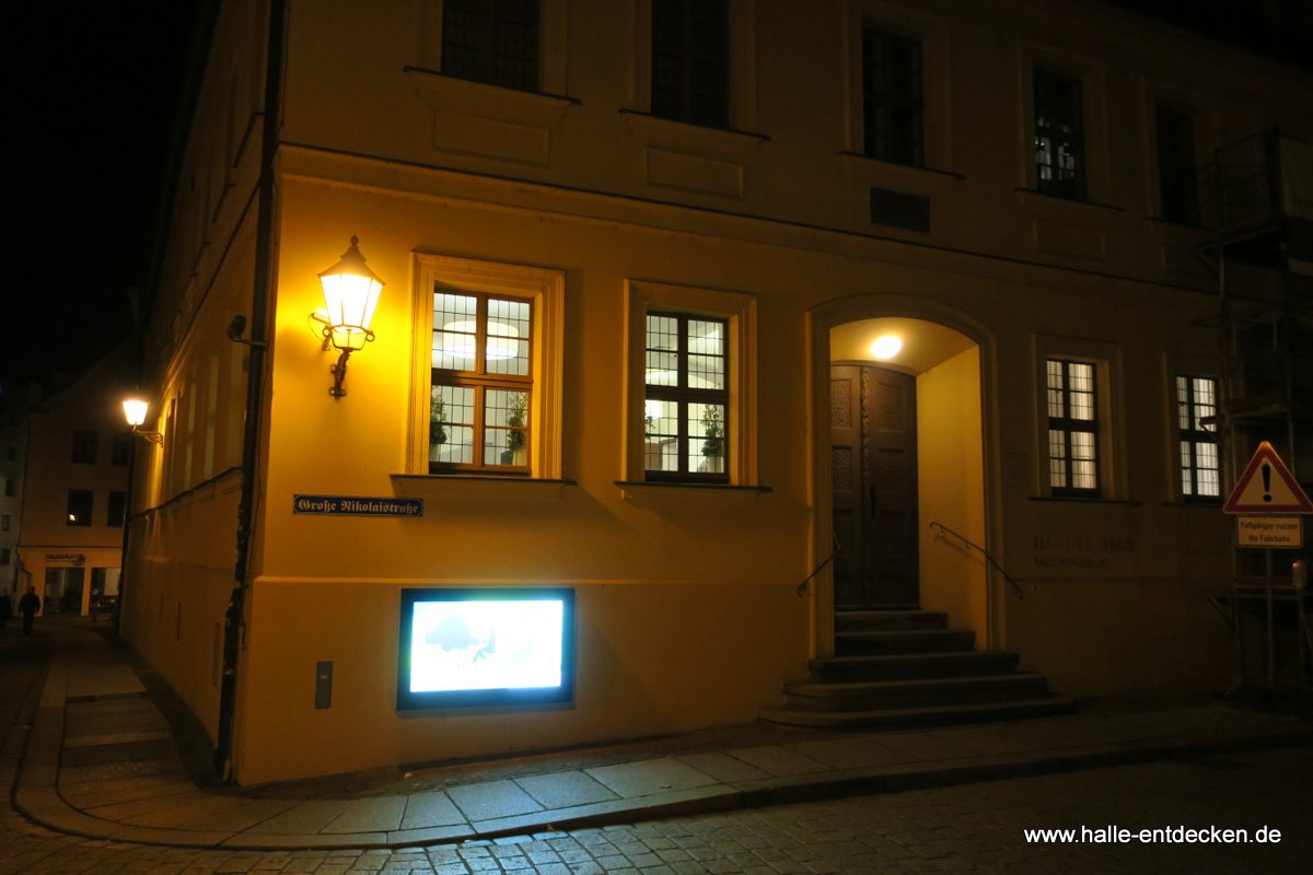 Das Händelhaus in Halle bei Nacht