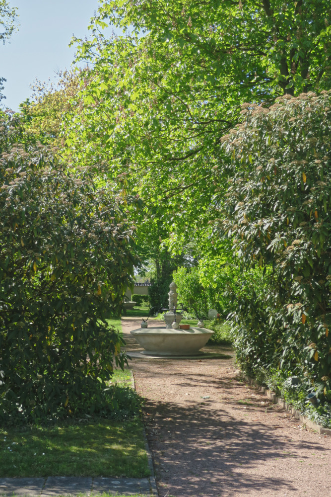 Brunnen auf dem Gertraudenfriedhof.