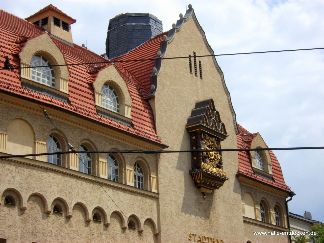 Detailansicht des Stadtbads in Halle (Saale)