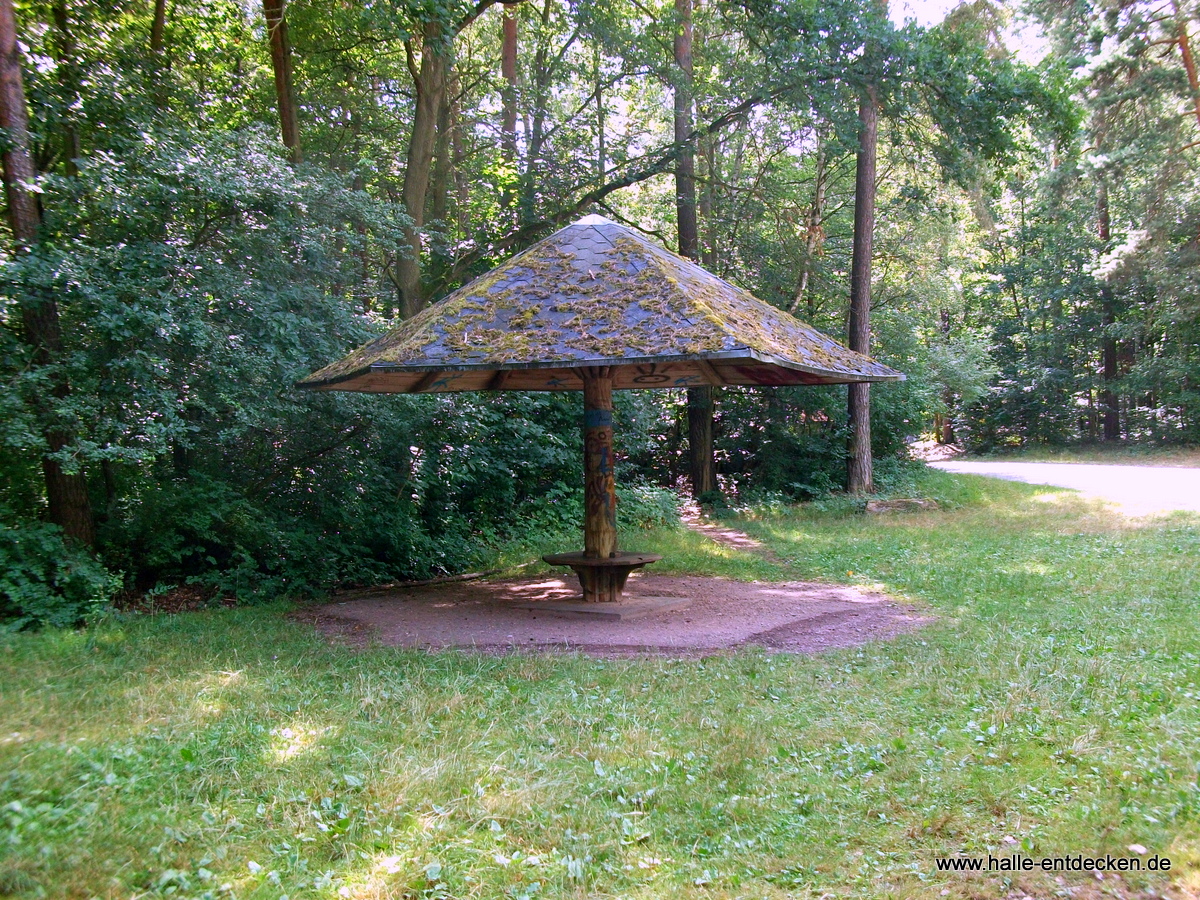 Unterstand (Pilz) in der Dölauer Heide, Halle (Saale)