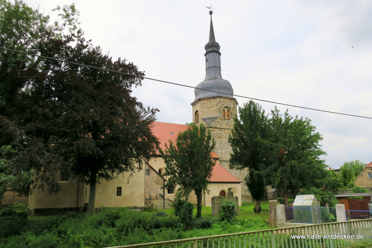 Kirche Holleben bei Halle (Saale)