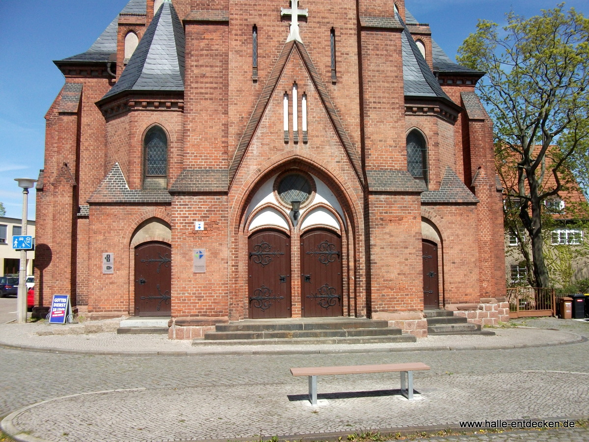 Petruskirche in Kröllwitz, Halle (Saale) - Eingang