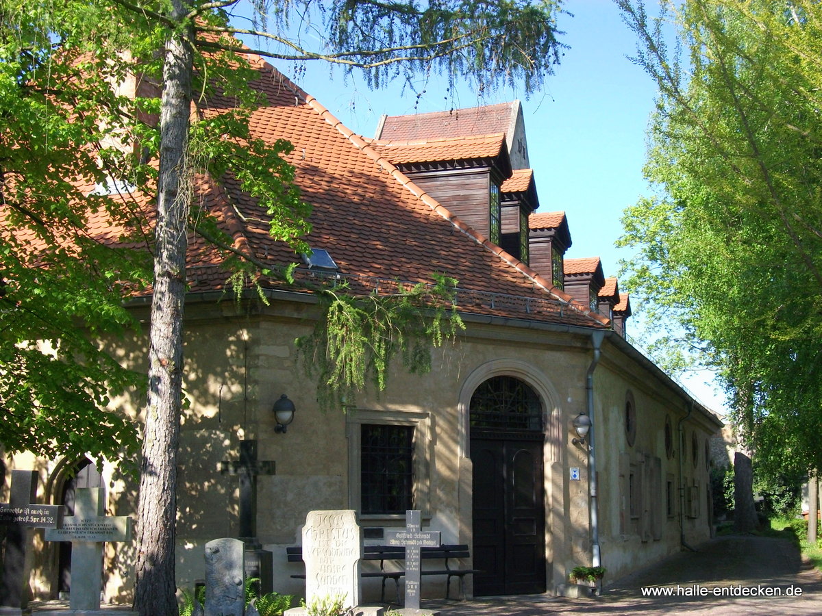 Detailaufnahme der Laurentiuskirche in Halle