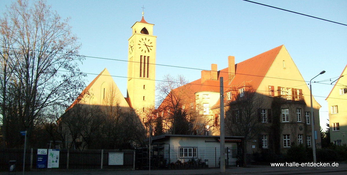Lutherkirche Halle von der Damaschkestraße