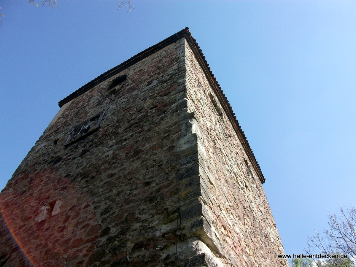 Detailaufnahme des Turms - Kirche St. Gertraud in Reideburg - Halle (Saale)