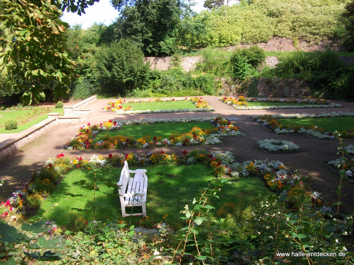 Amtsgarten Halle (Saale) - Bänke, Blumen, Wege und Terassen