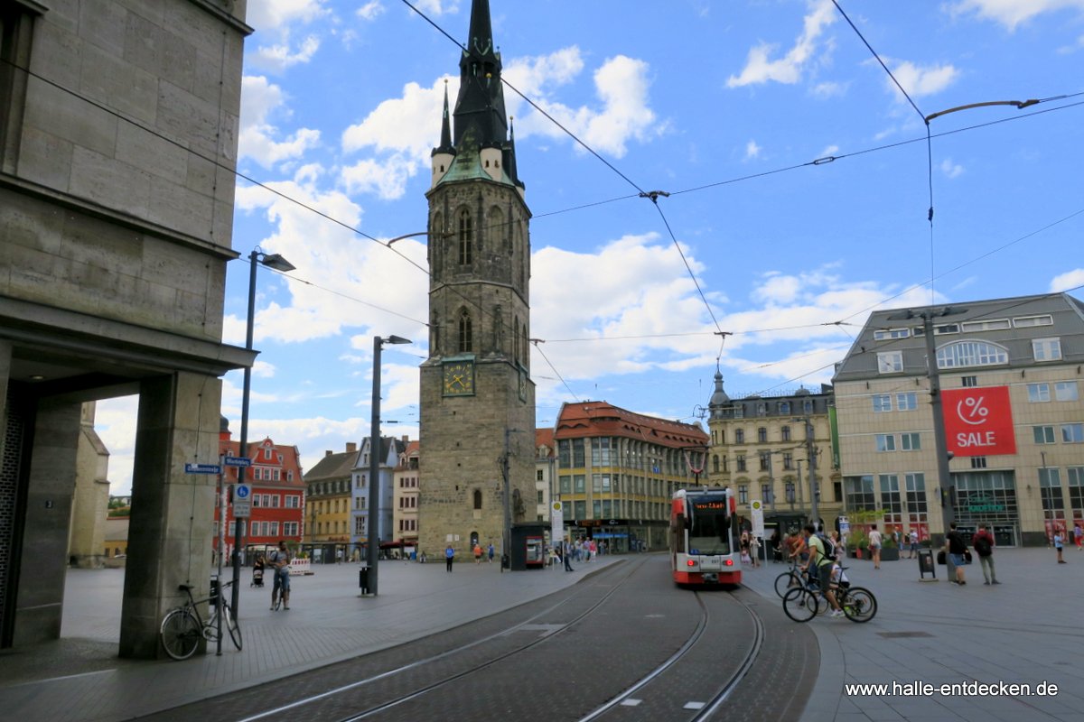 Roter Turm in Halle (Saale) auf dem Marktplatz