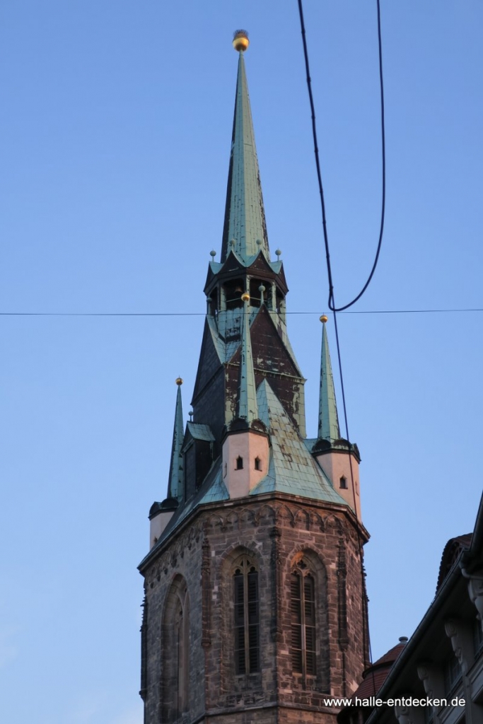 Spitze des Roten Turms in Halle