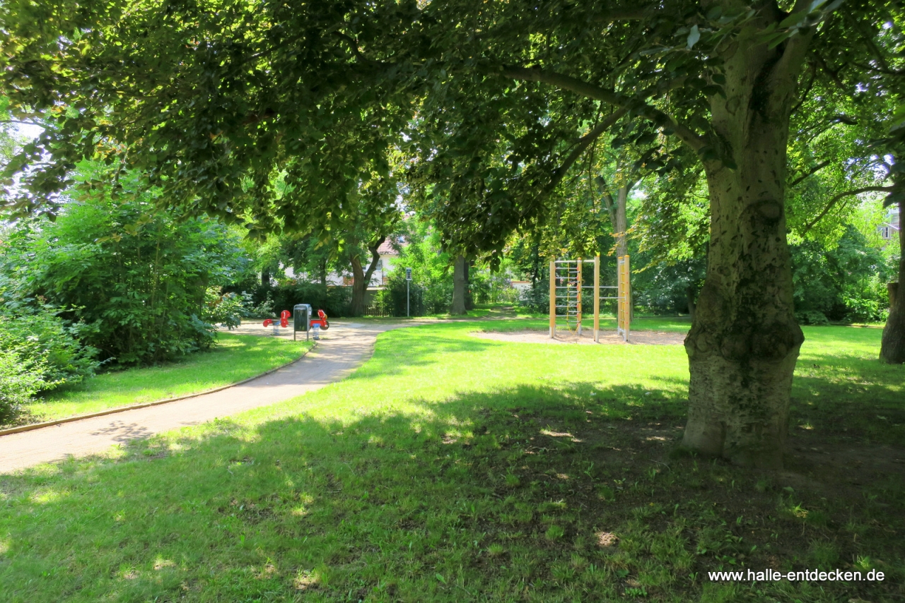 Spielplatz Radewell am hohen Holz in Halle (Saale)