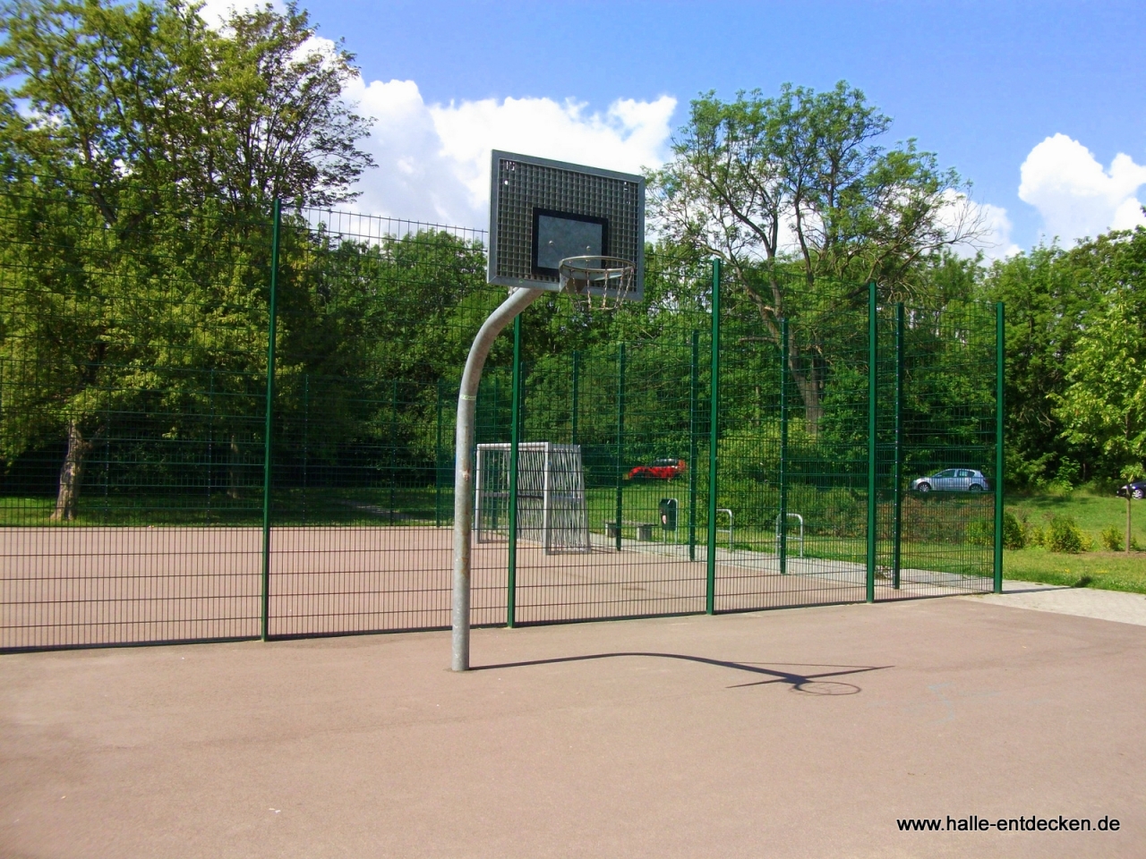Basketball am Ratswerder in Halle (Saale)