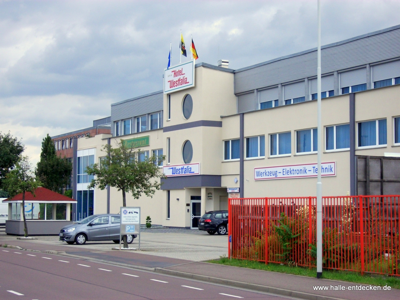 Hotel Westfalia in der Grenzstraße in Halle (Saale)