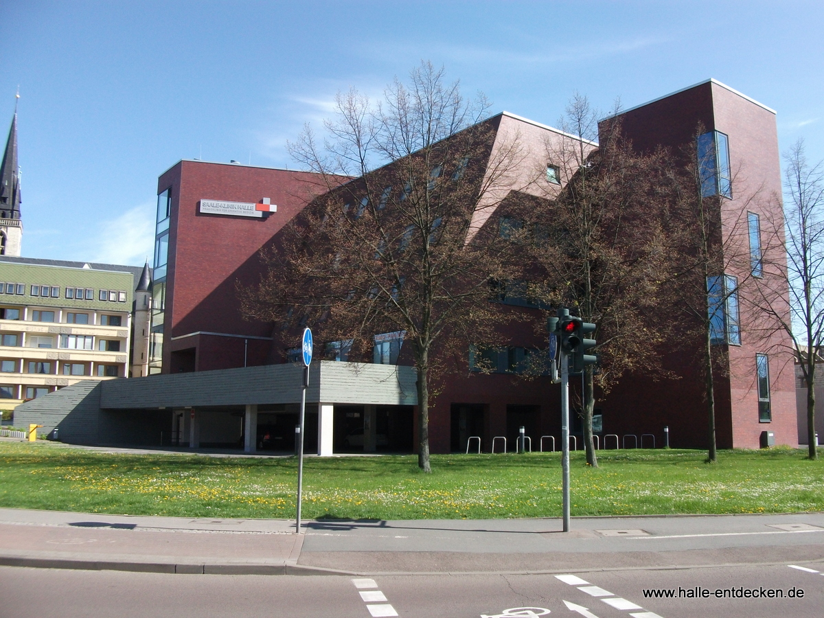 Saale-Klinik-Halle, am Steg 1, Glauchaer Platz