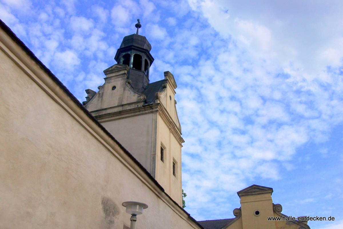 Turm des Eingangs zum Stadtgottesacker in Halle