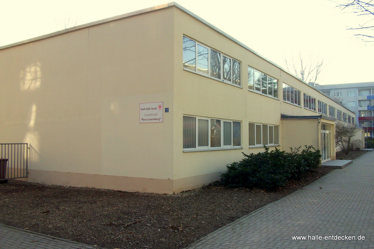 Grundschule Rosa-Luxemburg in der Haflingerstraße in Halle