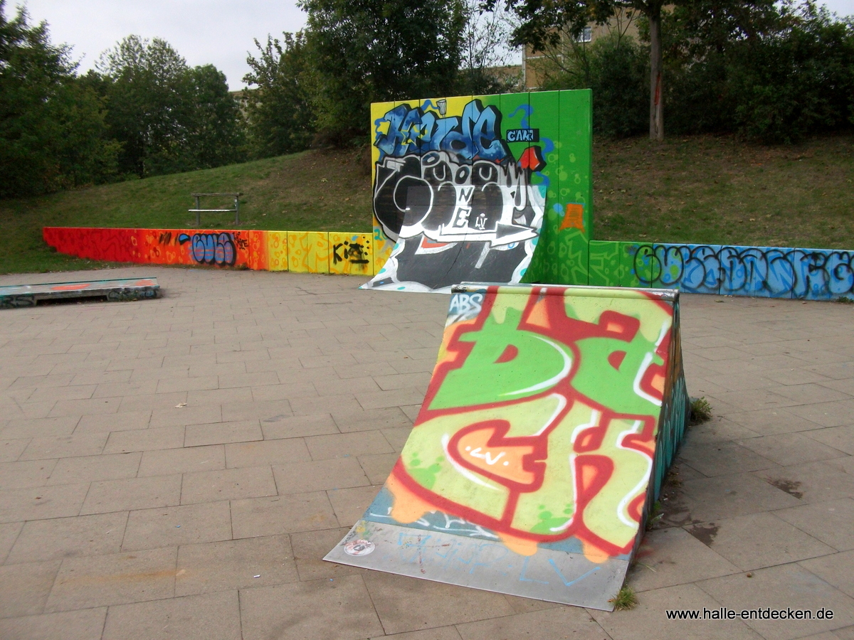 Skateanalage in Heide-Nord, Halle (Saale) - Detailansicht