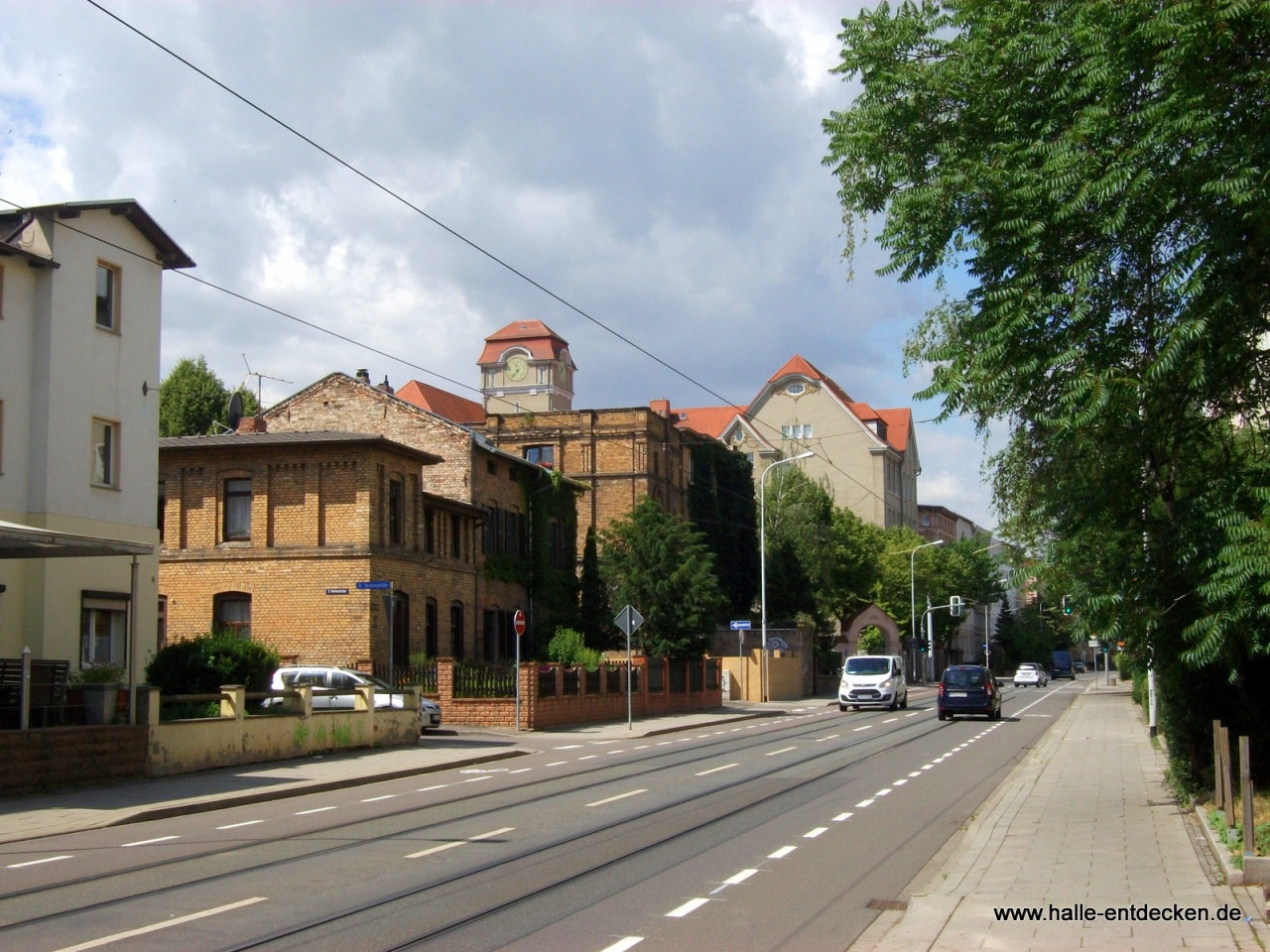 Blick zum Georg-Cantor-Gymnasium in Halle (Saale).