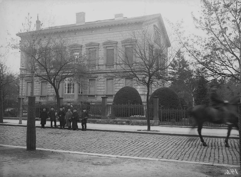 Die Straße Am Kirchtor. Haus Nummer 10. Fotografiert von Gottfried Riehm.