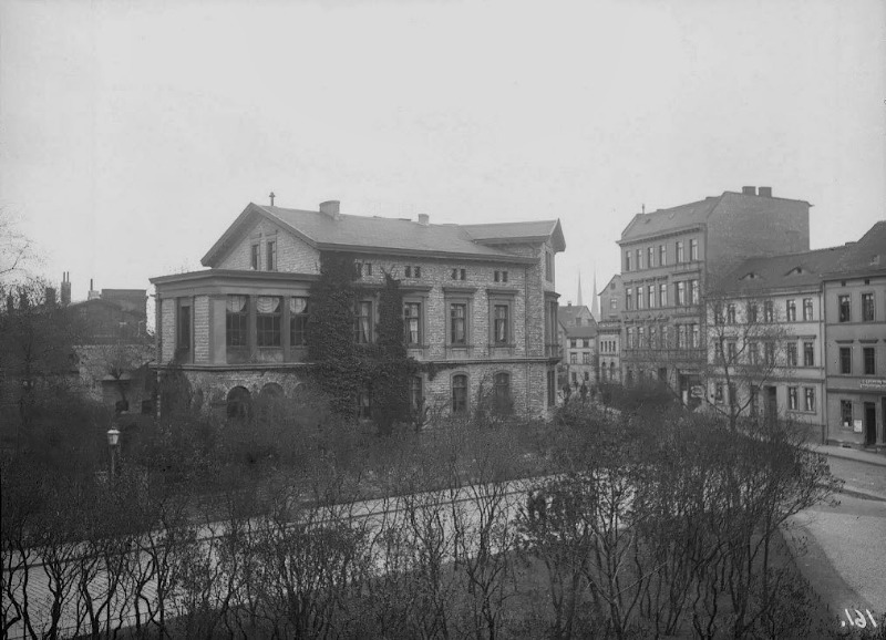Die Hedwigstraße und die Sophienstraße in Halle. Fotografiert von Gottfried Riehm.
