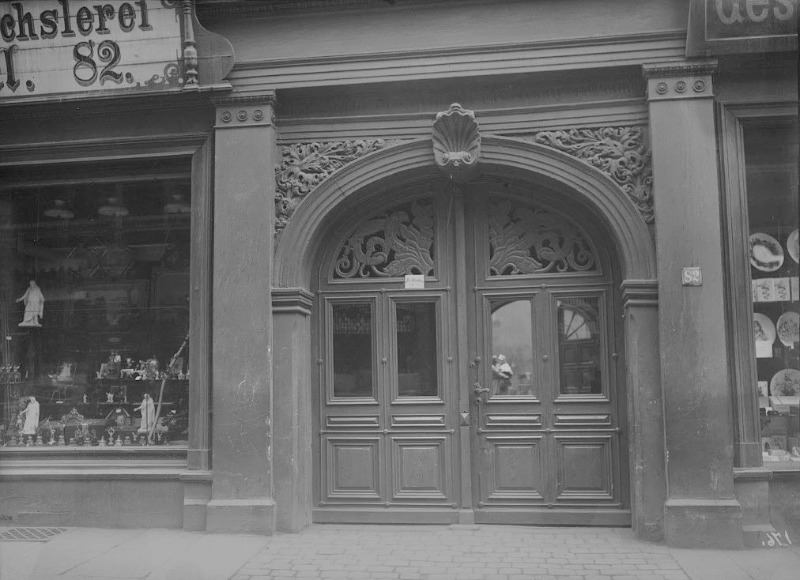 Die Große Steinstraße 82 in Halle. Fotografiert von Gottfried Riehm.