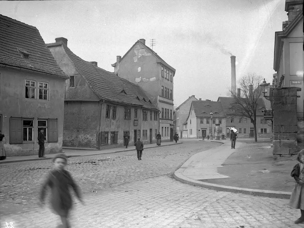 Die Glauchaer Straße vermutlich an der Ecke Jakobstraße. Fotografiert von Gottfried Riehm.