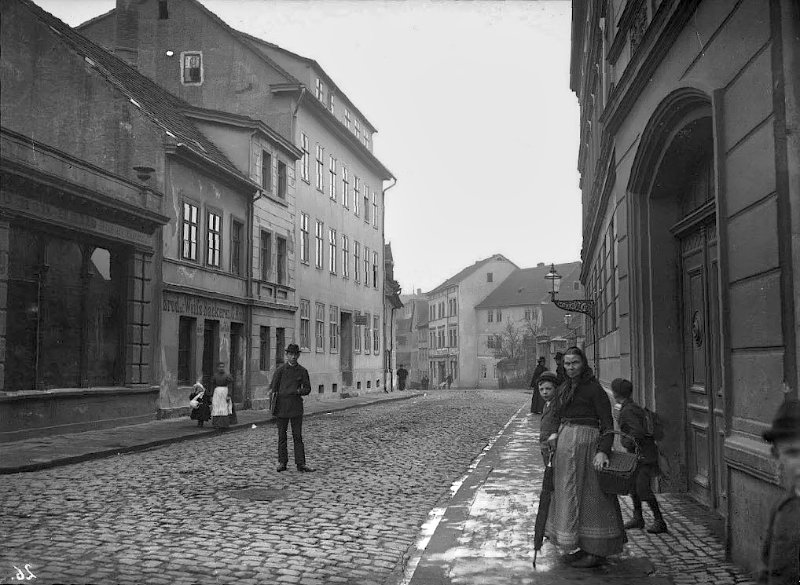 Die Straße Harz in Halle. Fotografiert von Gottfried Riehm.