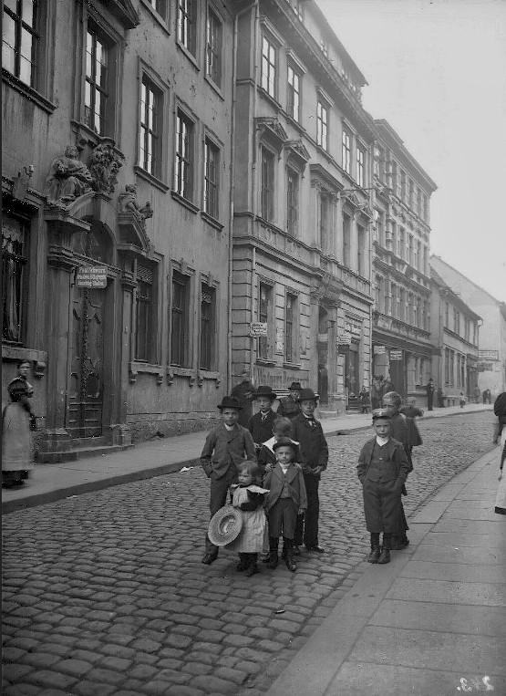 Die Kleine Ulrichstraße mit Blick in Richtung Norden. Fotografiert von Gottfried Riehm.