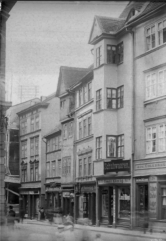Blick vom Marktplatz in die Schmeerstraße. Fotografiert von Gottfried Riehm.