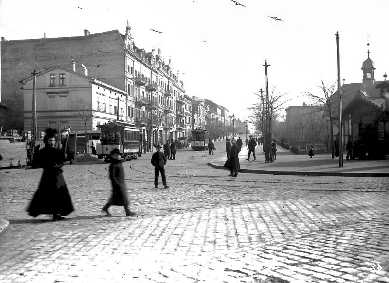 Die Magdeburger Straße vom Steintor aus gesehen. Fotografiert von Gottfried Riehm.