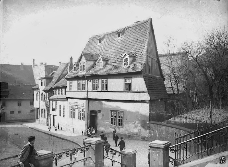 Vom Universitätsplatz zur Spiegelstraße gesehen. Fotografiert von Gottfried Riehm.