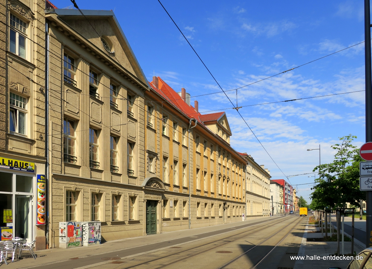 Das Landwirtschaftliche Institut der Martin-Luther-Universität Halle-Wittenberg in der Ludwig-Wucherer-Straße 2 und Julius Kühns Wohnsitz.