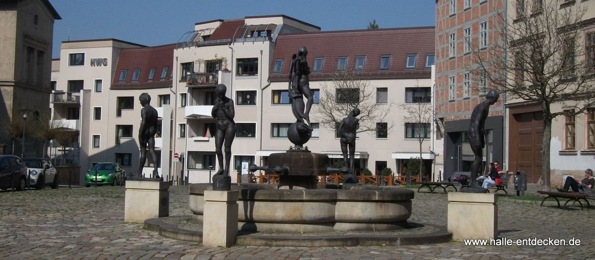 Domplatz Halle (Saale) - Im Hintergrund Restaurant Dompfaff