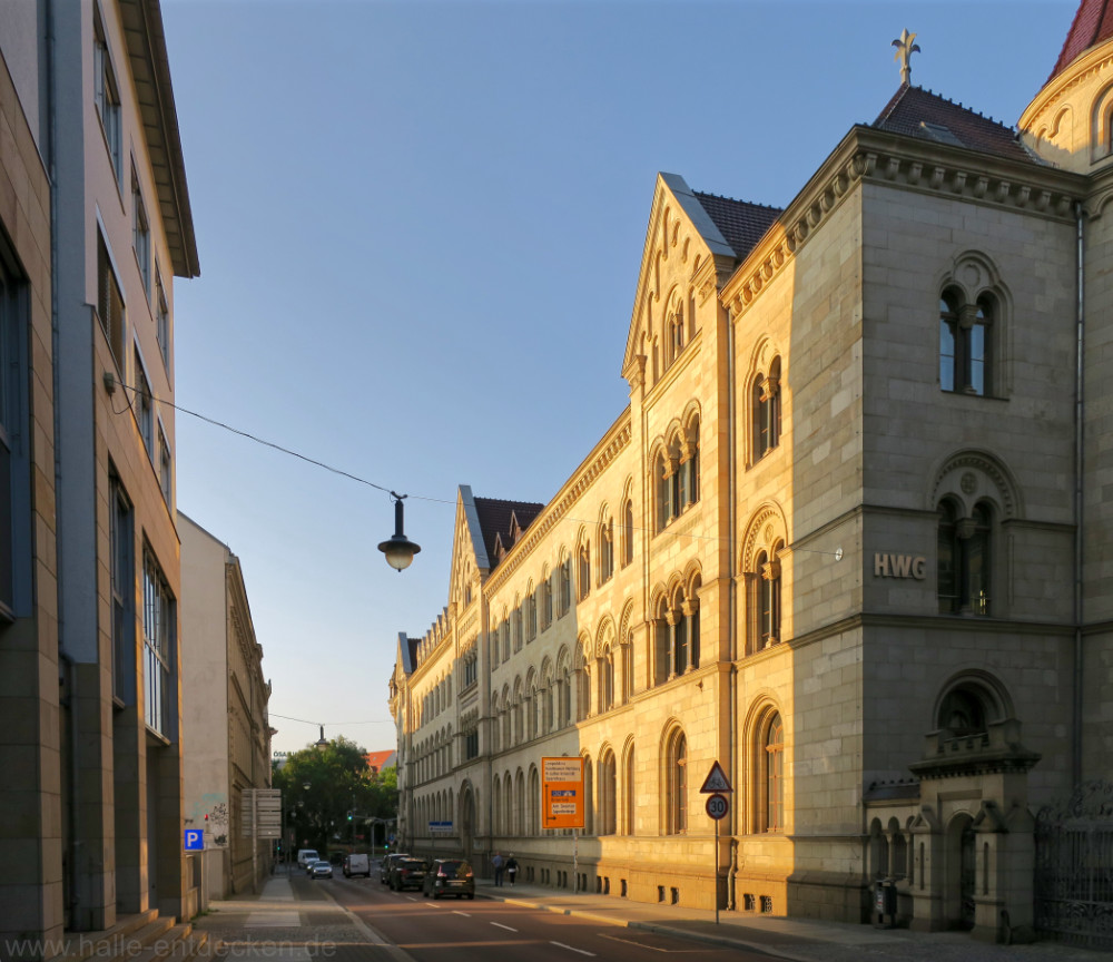 Der Hansering in Halle an der Saale im Jahr 2021. Blick zum Joliot-Curie-Platz.
