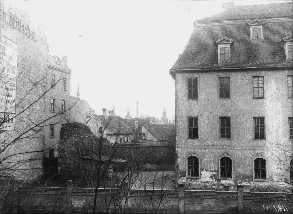 Poststraße 12, ehemalige Bürgerschule, später Neubau des Landgerichts.
