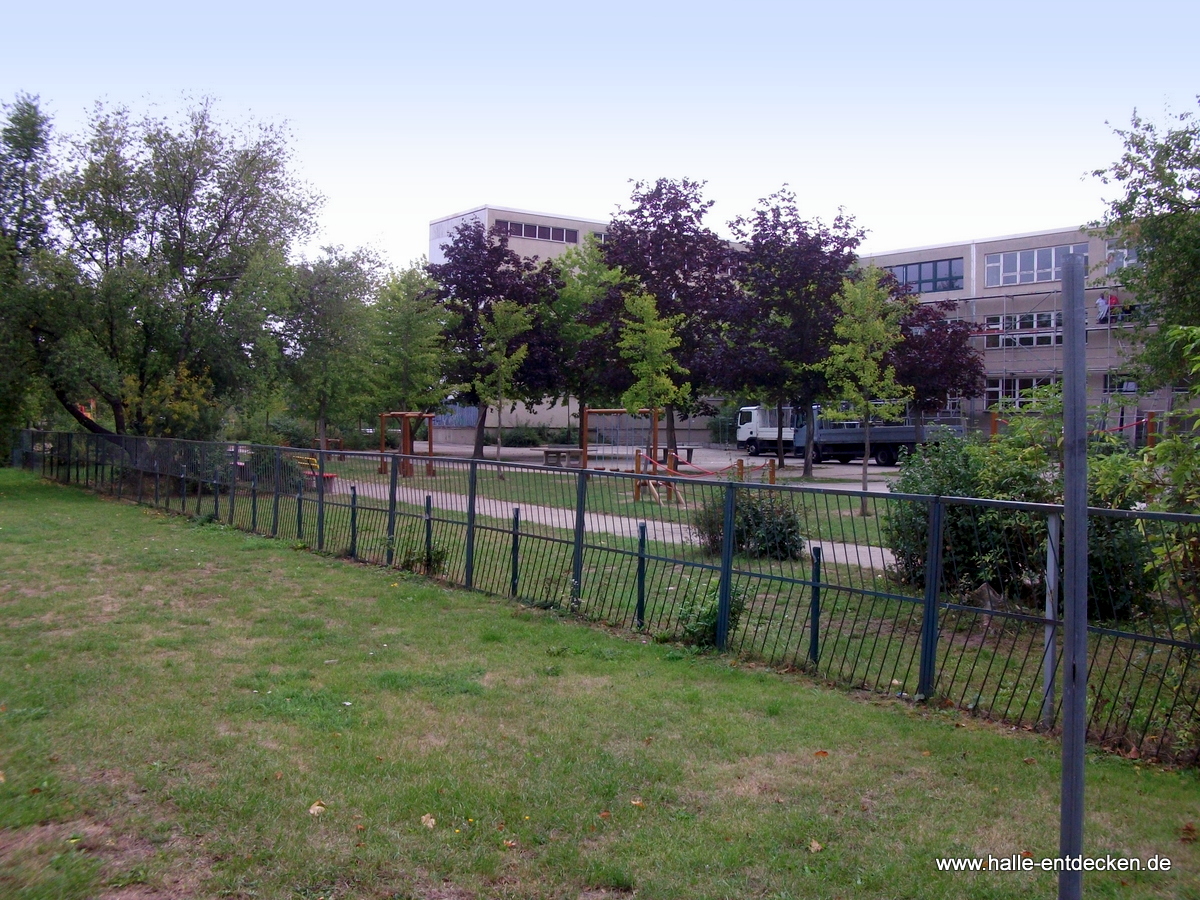 Die Heideschule im Zanderweg in Halle (Saale)