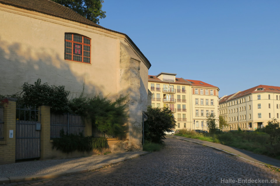 Blick in die Charlottenstraße in Halle 2021.